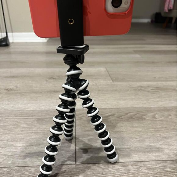 Phone Tripod, Flexible Tripod for iPhone and Android Cell Phone, Portable Small - Picture 2 of 4